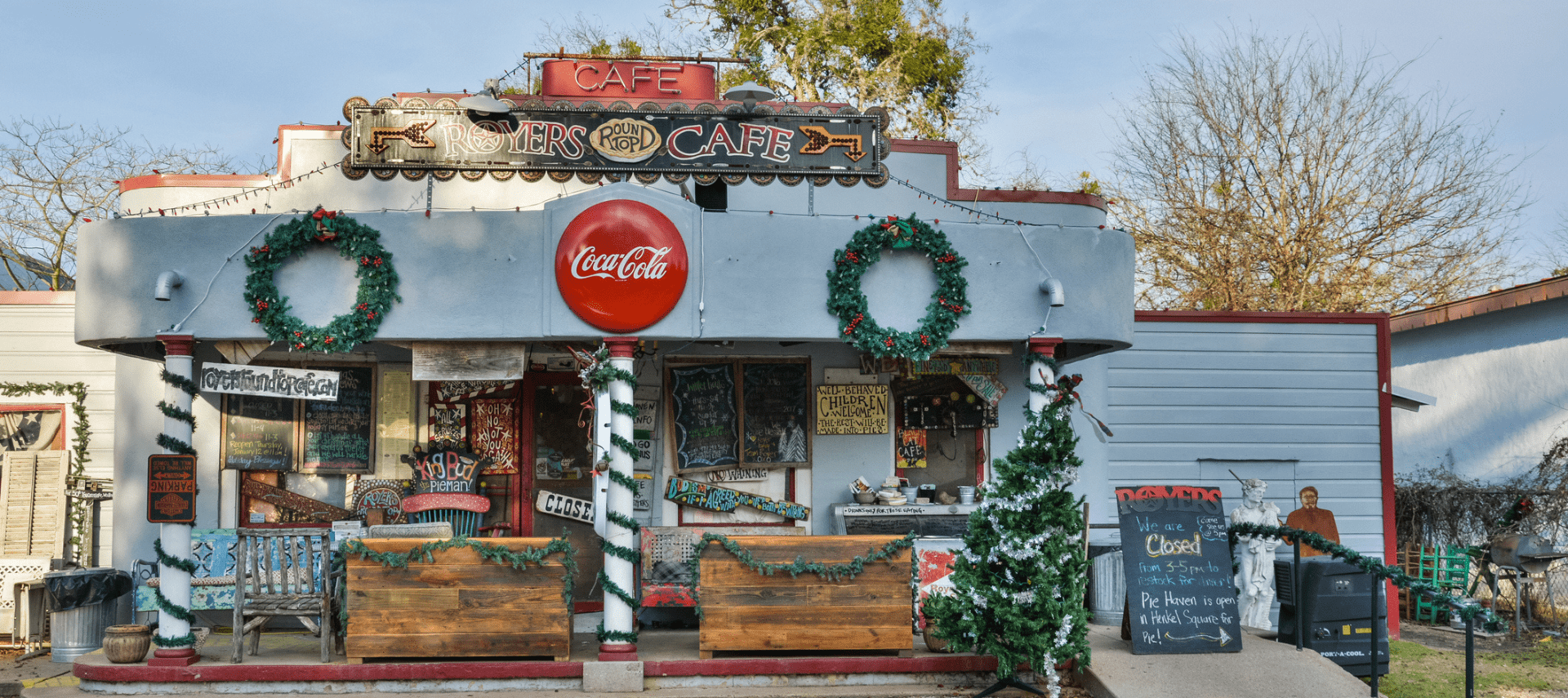 Image of Royers Cafe in Roundtop Texas